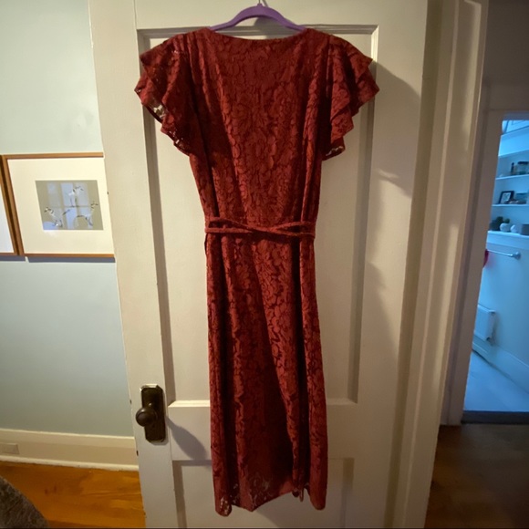 🍷🌹 Ali and Jay flutter sleeve cocktail dress - Picture 4 of 7